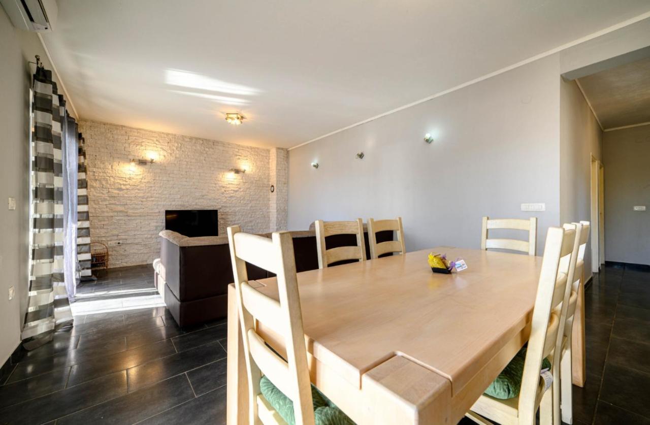 Apartmenta Oto