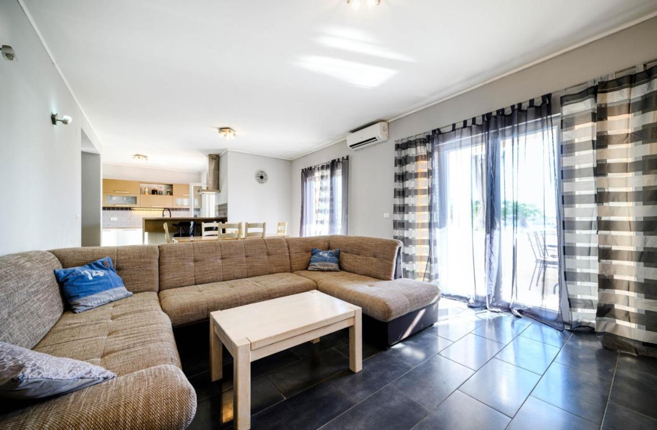 Apartmenta Oto * Zaboric
